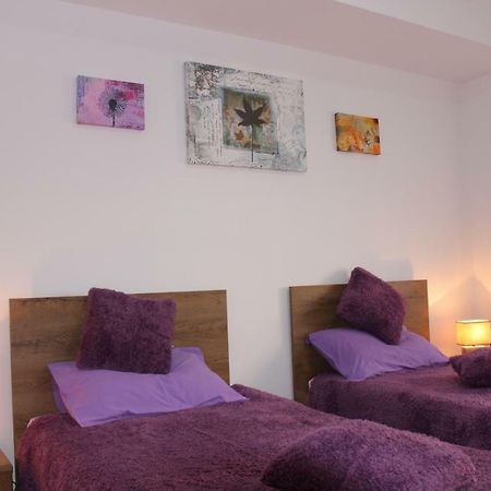 Still Apartament Craiova Eksteriør billede